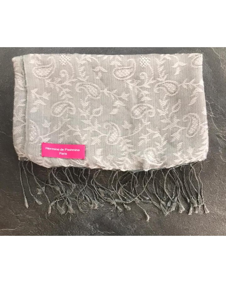 Pashmina grigio ricamato in acqua di seta | Hermine de Pashmina
