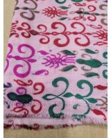 Pashmina Himalayan in cashmere Empire pattern Pink green red on pink background