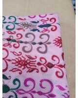 Pashmina Himalayan in cashmere in fantasia Empire Rosa verde rosso su sfondo rosa